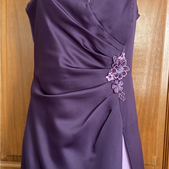 SIZE 8 NIKI LIVAS FORMAL DRESS with REVERSIBLE SHAWL - Picture 4 of 13